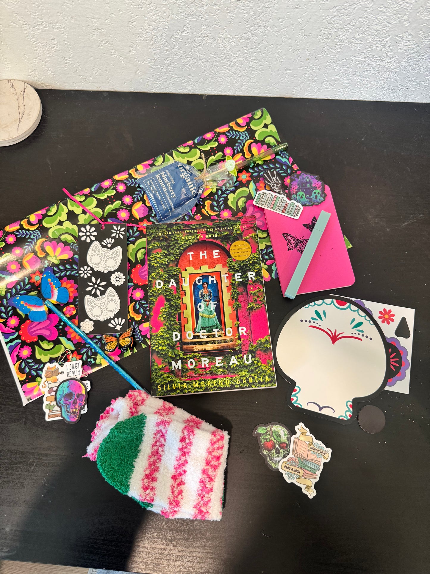 Dia De Los Muertos Theme Blind Date with a Book Bundle
