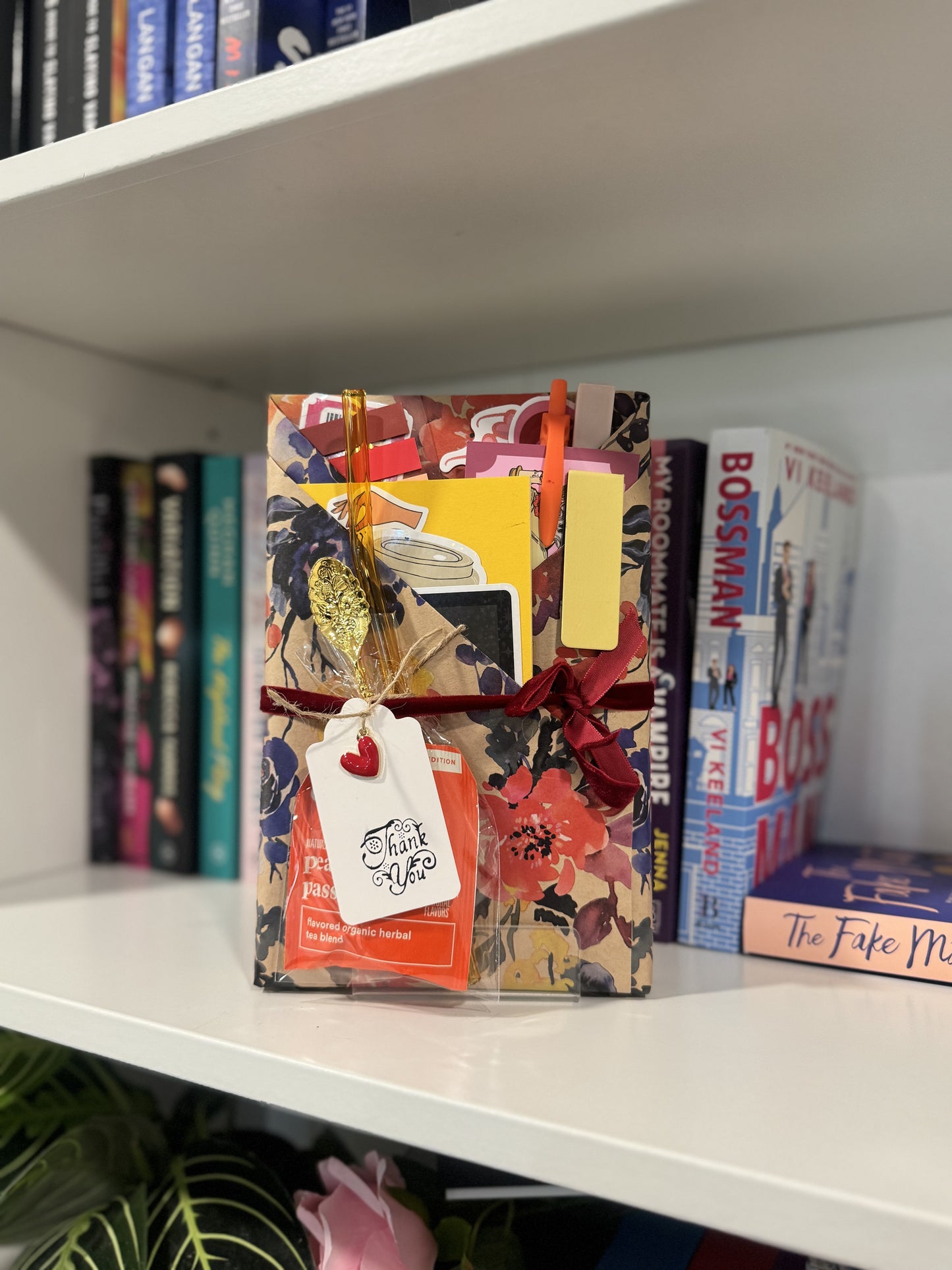 Tea & Spoon Blind Date with a Book Bundle - Chapters & Chances