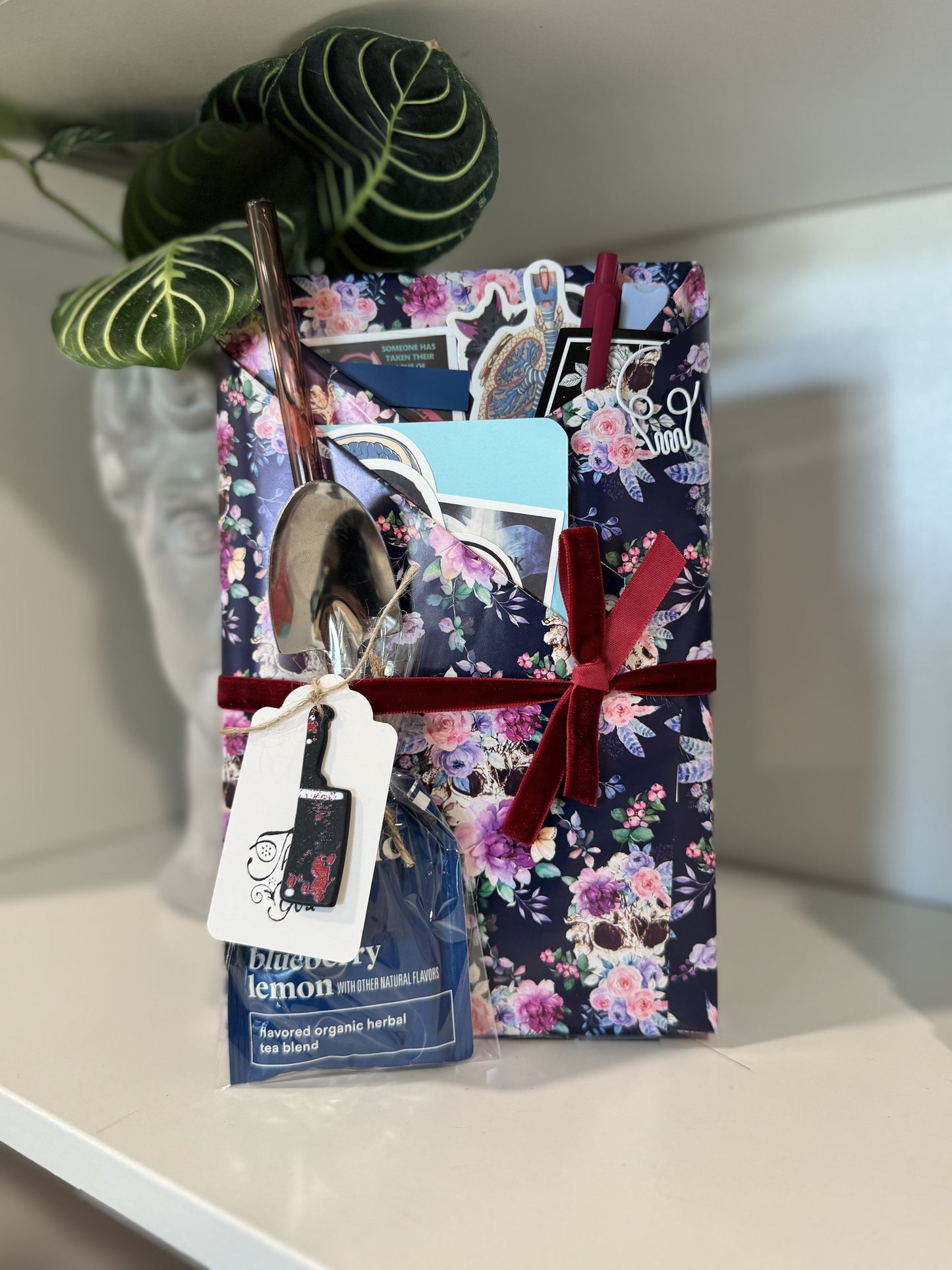 Tea & Spoon Blind Date with a Book Bundle - Chapters & Chances