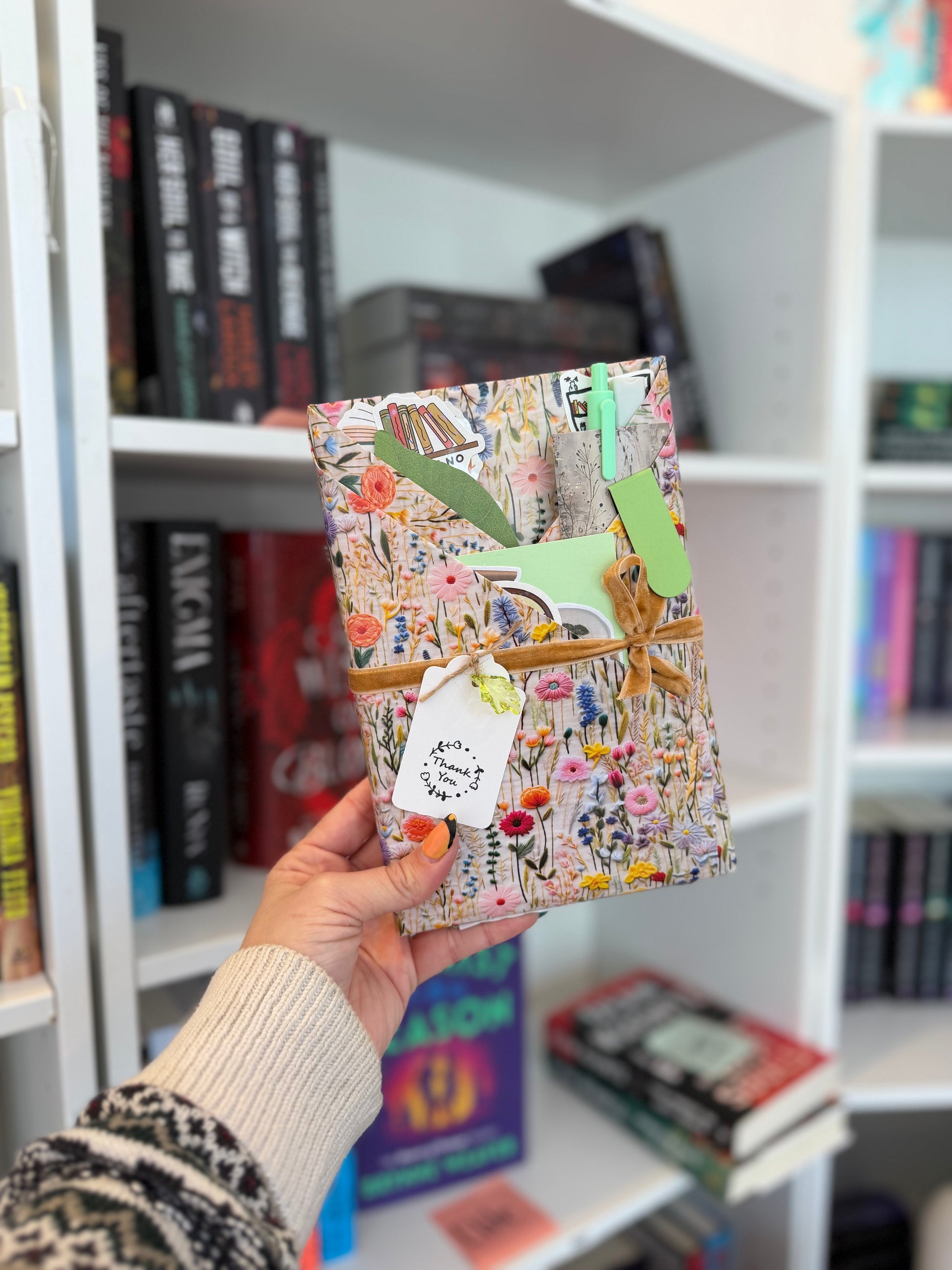 LIVE Pick Your Own Blind Date with a Book Bundle - Chapters & Chances