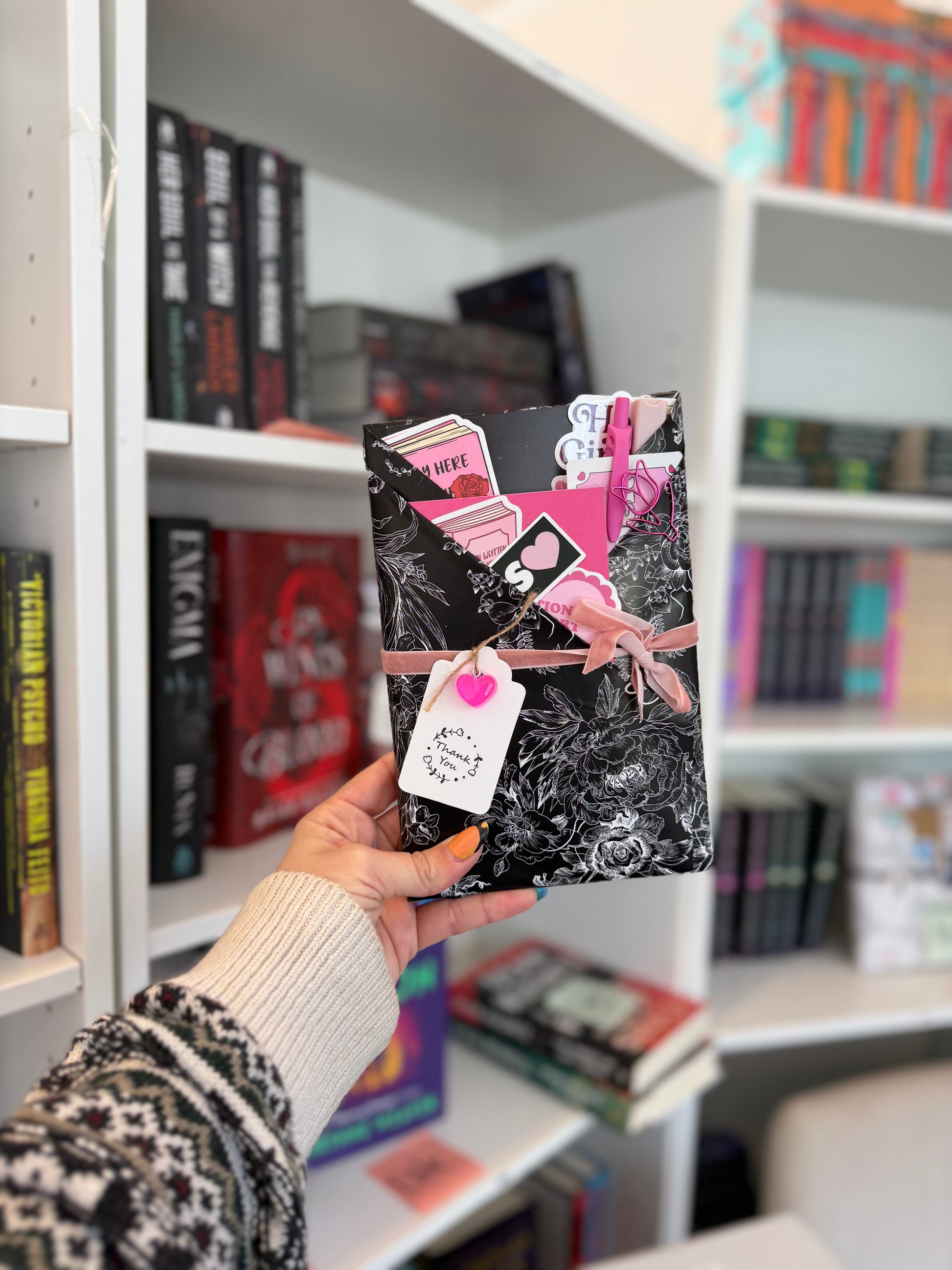 LIVE Pick Your Own Blind Date with a Book Bundle - Chapters & Chances