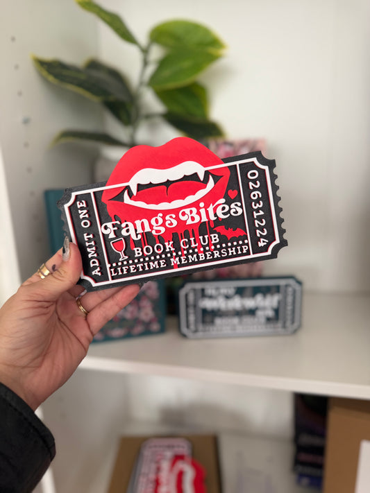 LIMITED RELEASE Special Edition Twilight Book Box w/ 3d Print(s) - Werewolf or Vampire - Chapters & Chances