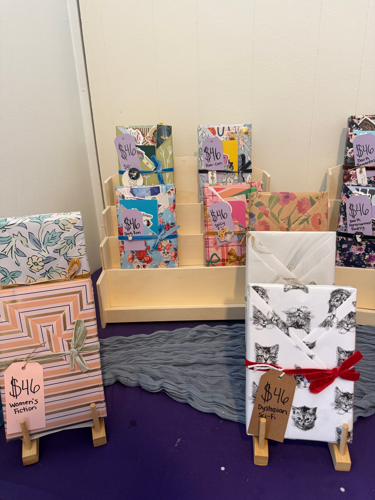 FIRST COME, FIRST SERVE - Bookish Bundles with Goodies