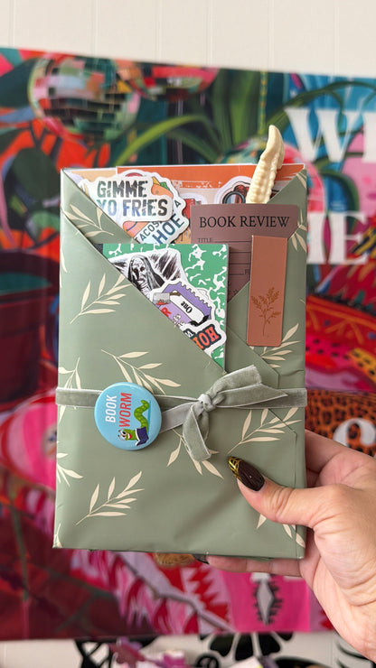 LIVE ONLY -  Pick Your Own Bookish Bundle with Goodies