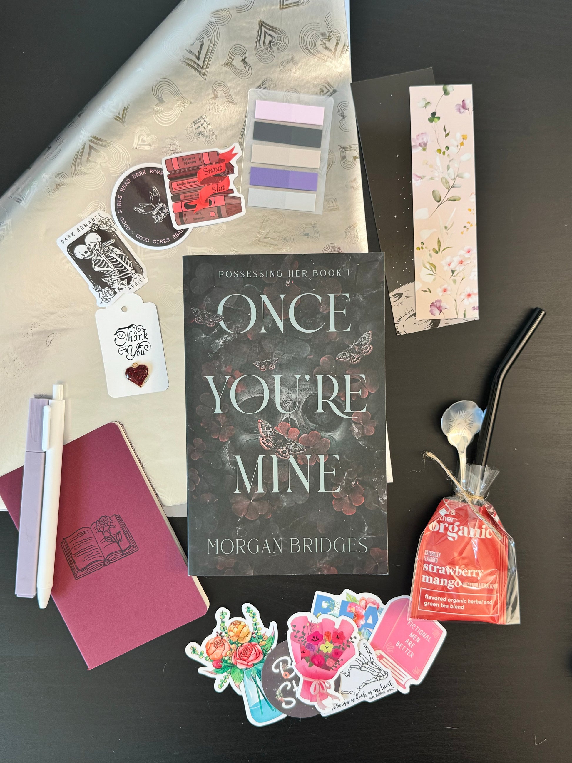 Tea & Spoon Blind Date with a Book Bundle - Chapters & Chances